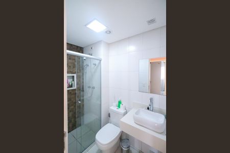 Apartamento à venda com 61m², 2 quartos e 1 vaga Apartamento à venda com 61m², 2 quartos e 1 vagaBanheiro