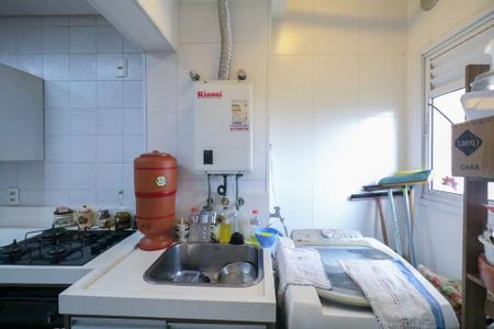 Apartamento à venda com 61m², 2 quartos e 1 vaga Apartamento à venda com 61m², 2 quartos e 1 vagaCozinha e Área de Serviço