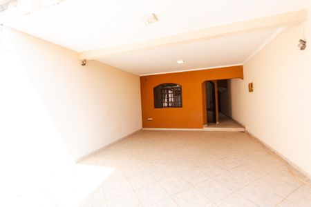 Garagem de casa à venda com 4 quartos, 210m² em Parque Oratório, Santo André