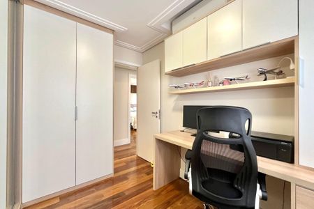 Apartamento à venda com 128m², 3 quartos e 2 vagasQuarto 3