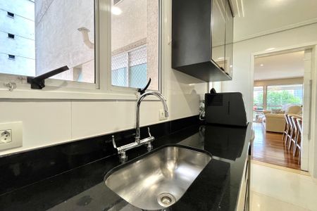 Apartamento à venda com 128m², 3 quartos e 2 vagasCozinha