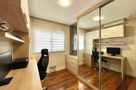 Apartamento à venda com 128m², 3 quartos e 2 vagasQuarto 3