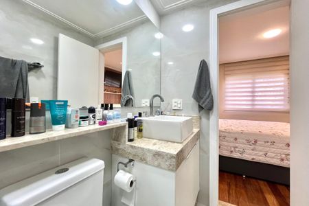 Apartamento à venda com 128m², 3 quartos e 2 vagasBanheiro da Suíte