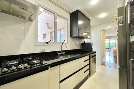 Apartamento à venda com 128m², 3 quartos e 2 vagasCozinha