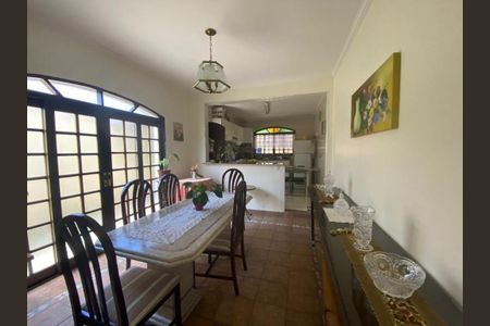 Casa à venda com 180m², 3 quartos e 2 vagasFoto 29