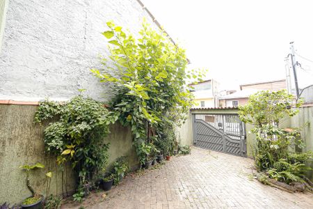 Casa à venda com 125m², 3 quartos e 4 vagasQuintal