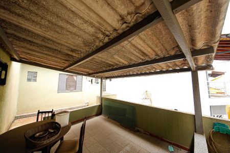 Casa à venda com 125m², 3 quartos e 4 vagasTerraço