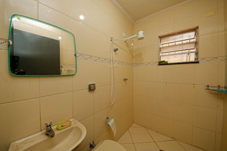 Casa à venda com 125m², 3 quartos e 4 vagasBanheiro Social
