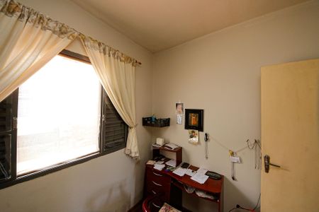 Casa à venda com 125m², 3 quartos e 4 vagasQuarto 2