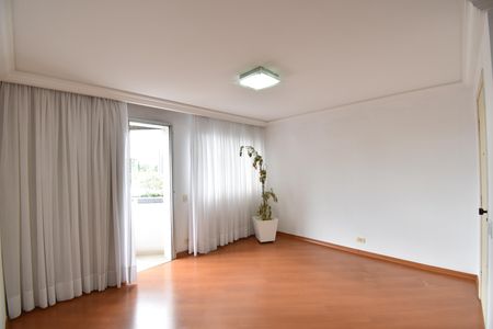 Apartamento para alugar com 120m², 3 quartos e 1 vagaSala
