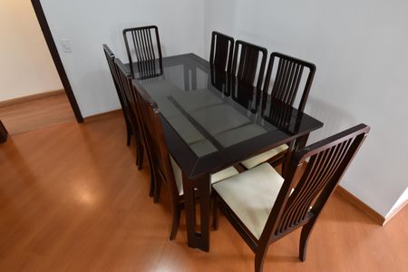 Sala de apartamento para alugar com 2 quartos, 120m² em Cabral, Curitiba