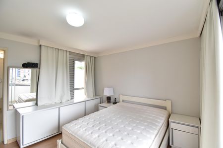 Apartamento para alugar com 120m², 3 quartos e 1 vagaSuíte