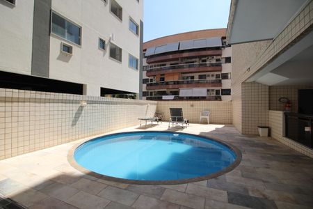 Apartamento à venda com 74m², 3 quartos e 1 vagaPiscina