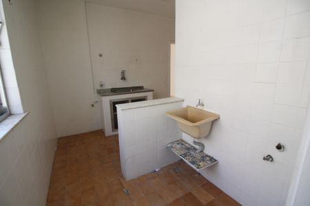 Apartamento à venda com 74m², 3 quartos e 1 vagaÁrea de Serviço