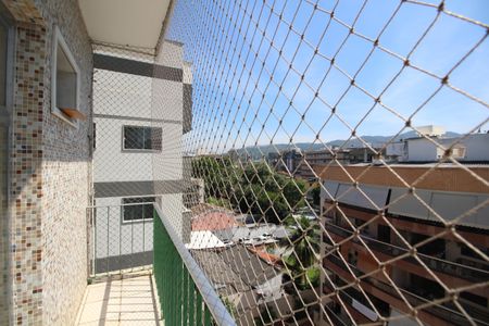 Apartamento à venda com 74m², 3 quartos e 1 vagaQuarto 2 - Varanda