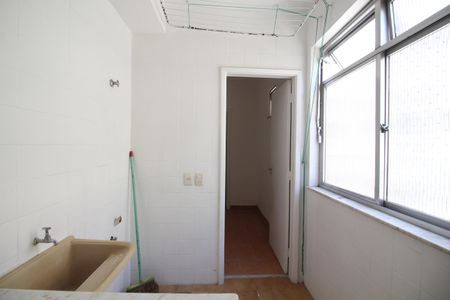 Apartamento à venda com 74m², 3 quartos e 1 vagaÁrea de Serviço
