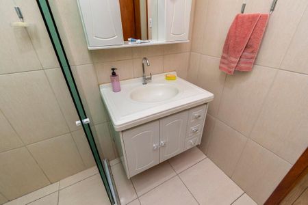 Casa à venda com 120m², 2 quartos e sem vaga Casa à venda com 120m², 2 quartos e sem vagaBanheiro 2