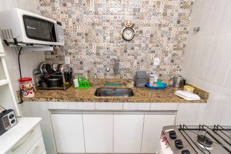 Casa à venda com 120m², 2 quartos e sem vaga Casa à venda com 120m², 2 quartos e sem vagaCozinha