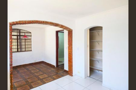 Casa para alugar com 226m², 3 quartos e 4 vagas Casa para alugar com 226m², 3 quartos e 4 vagasCozinha