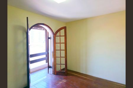 Casa para alugar com 226m², 3 quartos e 4 vagas Casa para alugar com 226m², 3 quartos e 4 vagasSuíte