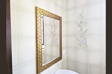 Casa para alugar com 226m², 3 quartos e 4 vagas Casa para alugar com 226m², 3 quartos e 4 vagasBanheiro Social