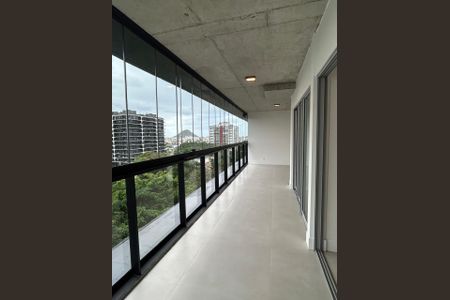 Apartamento à venda com 84m², 2 quartos e 1 vagaVaranda 