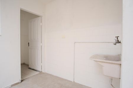 Casa à venda com 190m², 4 quartos e sem vagaÁrea de Serviço 2