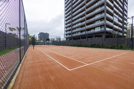 Apartamento à venda com 77m², 2 quartos e 1 vagaÁrea comum 