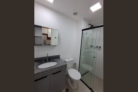 Banheiro de apartamento para alugar com 1 quarto, 26m² em Butantã, São Paulo