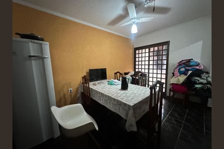 Apartamento à venda com 133m², 3 quartos e 1 vaga Apartamento à venda com 133m², 3 quartos e 1 vagaSala de Jantar