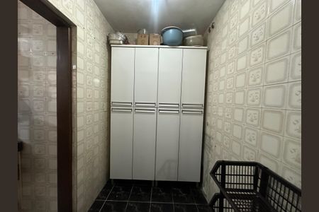 Apartamento à venda com 133m², 3 quartos e 1 vaga Apartamento à venda com 133m², 3 quartos e 1 vagaDespensa