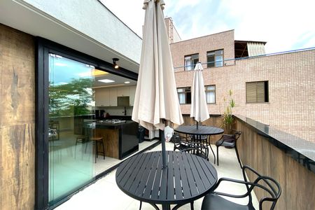 Apartamento à venda com 110m², 3 quartos e 2 vagasCobertura