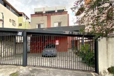 Apartamento à venda com 110m², 3 quartos e 2 vagasFachada