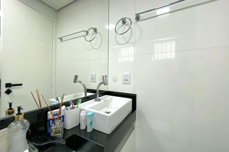 Apartamento à venda com 110m², 3 quartos e 2 vagasBanheiro da Suíte 1