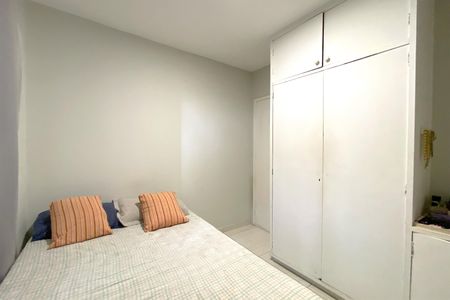 Apartamento à venda com 110m², 3 quartos e 2 vagasQuarto 2