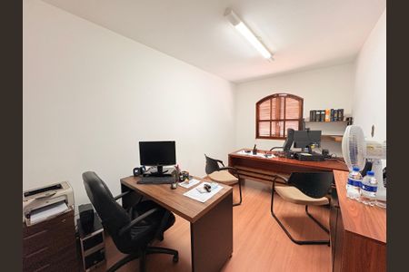 Casa para alugar com 85m², 2 quartos e 2 vagasQuarto 2