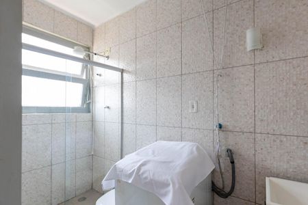 Banheiro de apartamento à venda com 1 quarto, 45m² em Centro Histórico de São Paulo, São Paulo