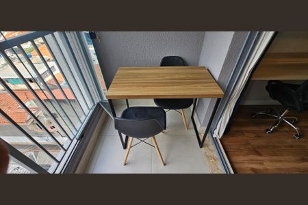 Studio à venda com 25m², 1 quarto e sem vaga Studio à venda com 25m², 1 quarto e sem vagaVaranda do Studio