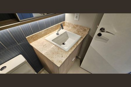 Studio à venda com 25m², 1 quarto e sem vaga Studio à venda com 25m², 1 quarto e sem vagaBanheiro Social