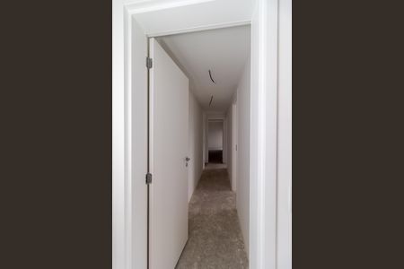 Apartamento à venda com 218m², 3 quartos e 4 vagasCorredor