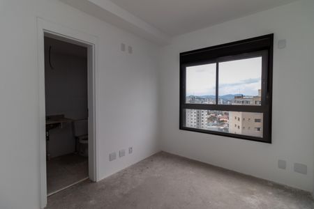 Apartamento à venda com 218m², 3 quartos e 4 vagasSuíte 2