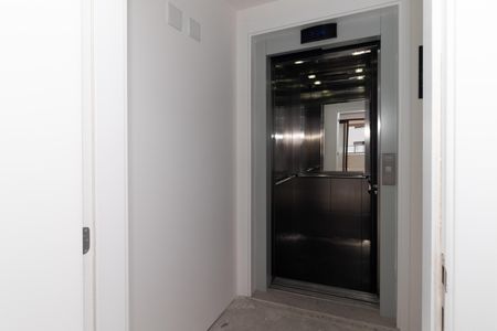 Apartamento à venda com 218m², 3 quartos e 4 vagasElevador Privativo