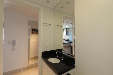 Apartamento à venda com 62m², 2 quartos e 2 vagasBanheiro Social