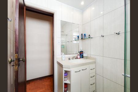 Apartamento à venda com 138m², 3 quartos e 1 vaga Apartamento à venda com 138m², 3 quartos e 1 vagaBanheiro 1