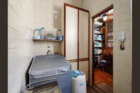 Apartamento à venda com 138m², 3 quartos e 1 vaga Apartamento à venda com 138m², 3 quartos e 1 vagaÁrea de Serviço