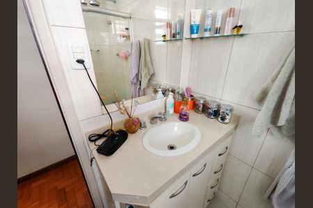 Apartamento à venda com 138m², 3 quartos e 1 vaga Apartamento à venda com 138m², 3 quartos e 1 vagaBanheiro 2