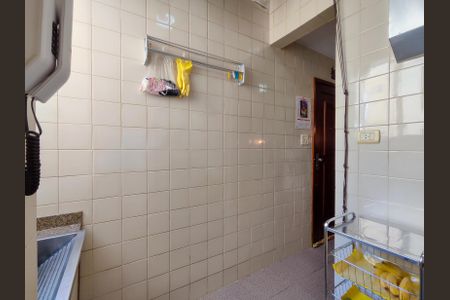 Apartamento à venda com 138m², 3 quartos e 1 vaga Apartamento à venda com 138m², 3 quartos e 1 vagaÁrea de Serviço