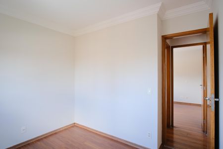 Apartamento para alugar com 65m², 2 quartos e 1 vagaQuarto 1