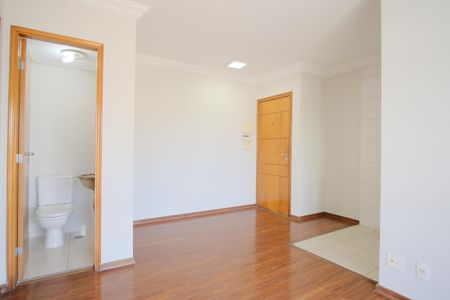 Apartamento para alugar com 65m², 2 quartos e 1 vagaSala