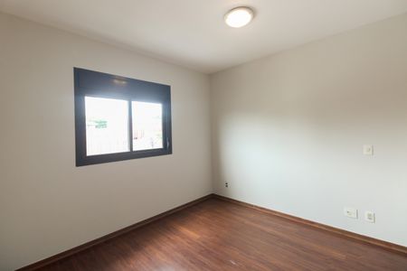 Apartamento para alugar com 65m², 2 quartos e 1 vagaQuarto 1